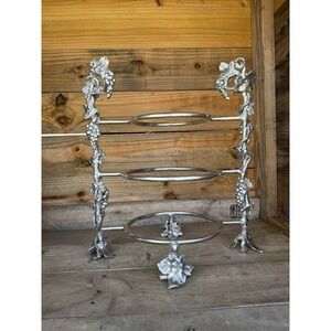 Arthur Court Grape Dinner Plate Caddy‎